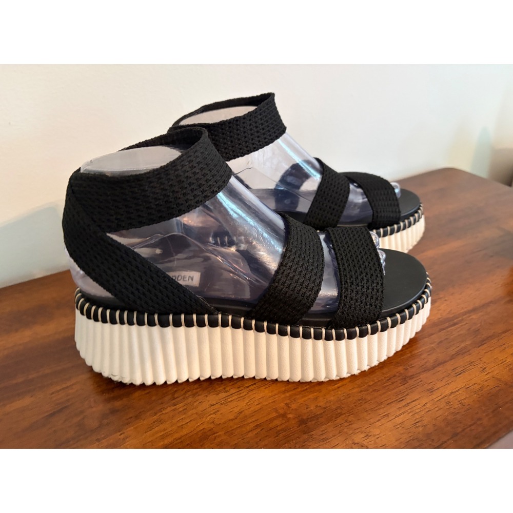 Steve‎ Madden Shelle Strappy Black  Platform Wedge Sandals Size 7.5